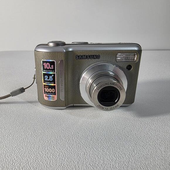 Samsung Digimax S1000 10.1 Mega-Pixel Digital Camera Display- Tested